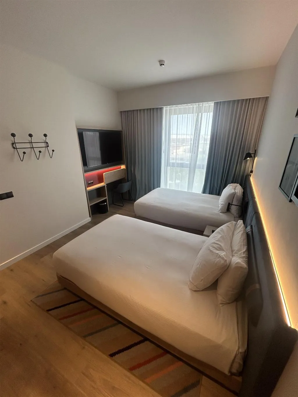 TWIN STANDARD Room, Hampton by Hilton Barcelona Fira Gran Via, Barcelona