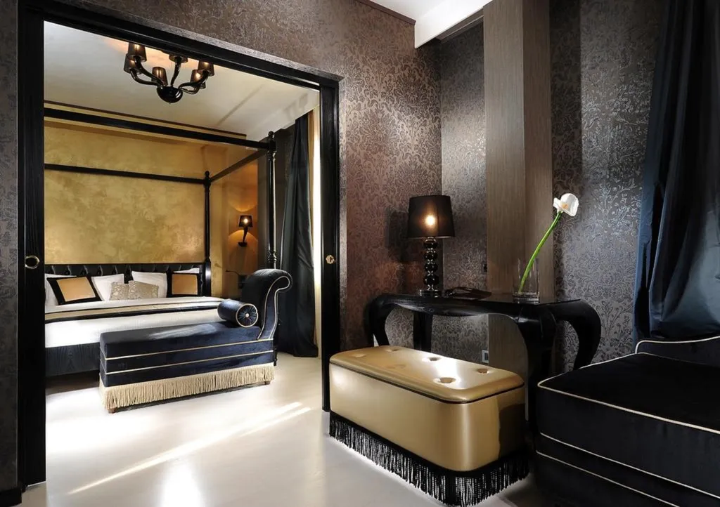 Room, Carnival Palace, Venice