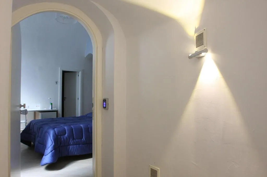Room, Base Napoli B&B, Naples