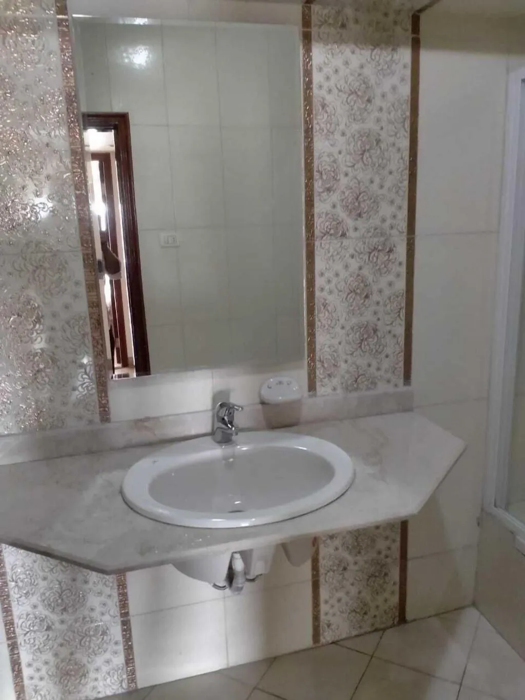 Room, Nile Sky Hotel and Suites, Cairo