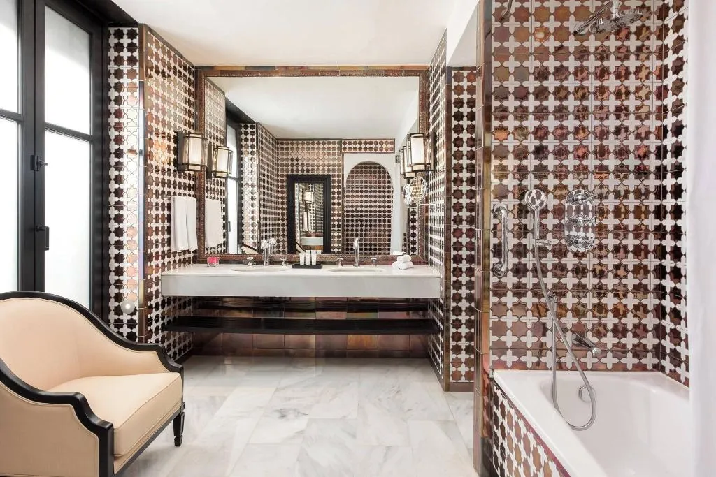 Room, Alfonso XIII, Seville