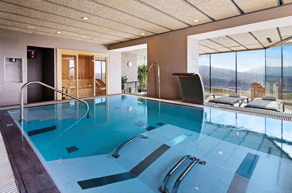 Pool, Catalonia Reina Victoria Hotel, Costa Del Sol