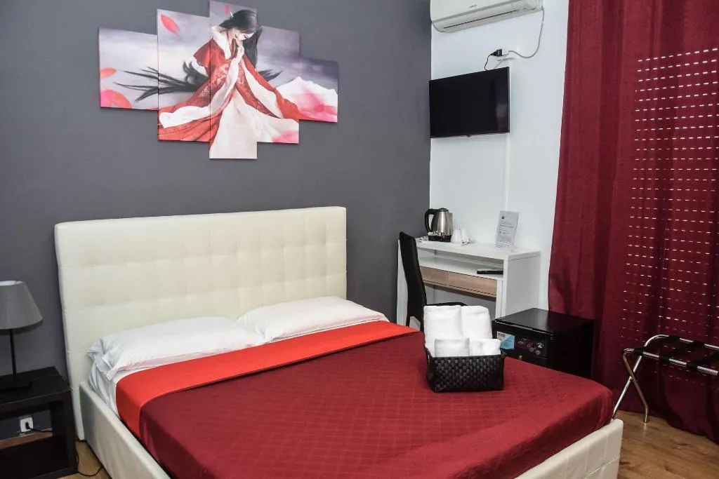Room, Hotel Kennedy, Naples