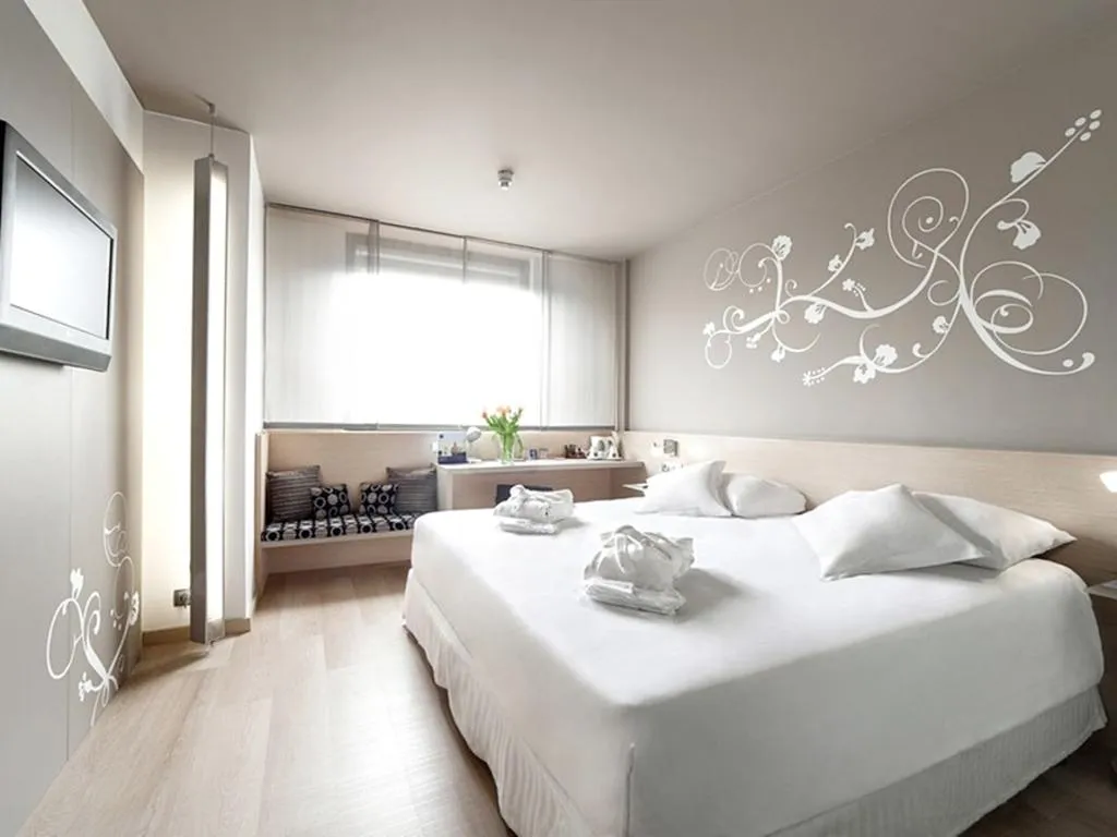 Room, Occidental Praha, Prague