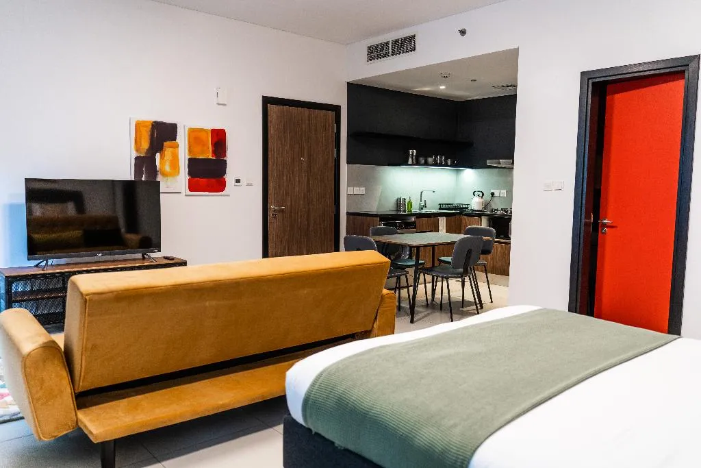 STUDIO STANDARD Room, You&Co Dubai, Dubai