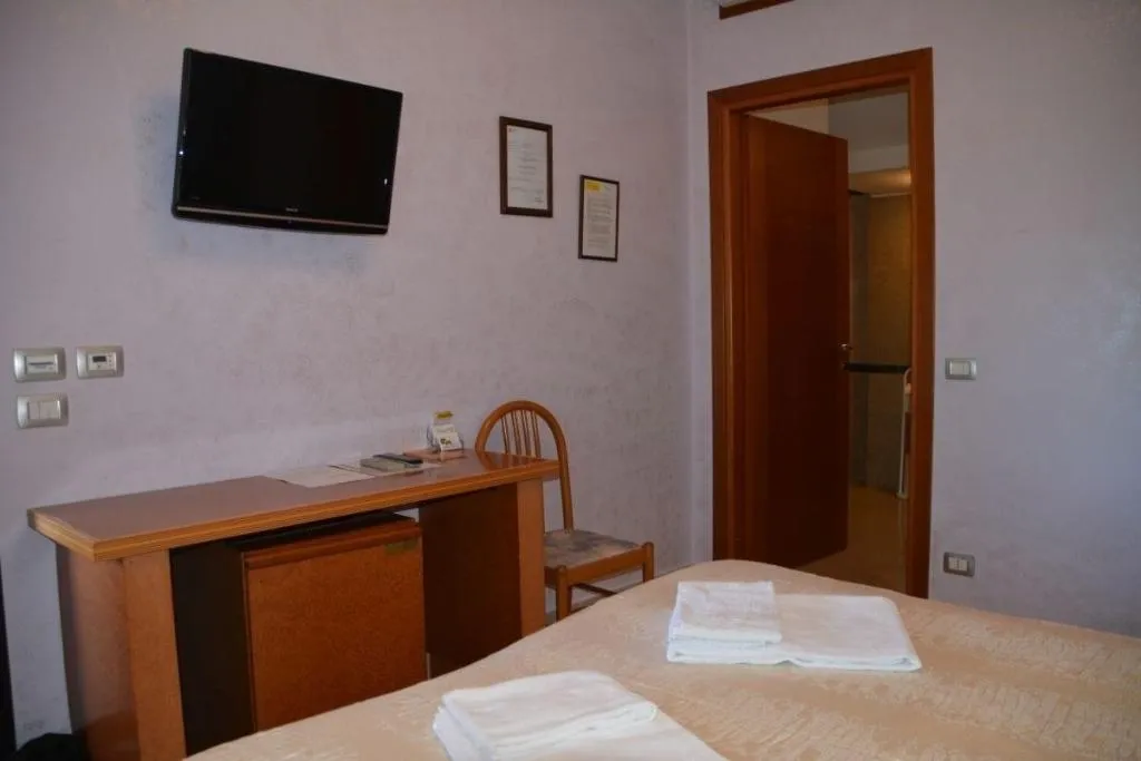 Room, Stranamore, Rome