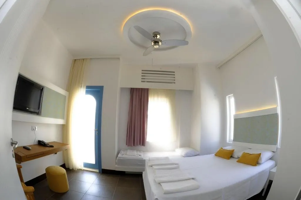 Room, La Brezza Suite & Hotel, Bodrum