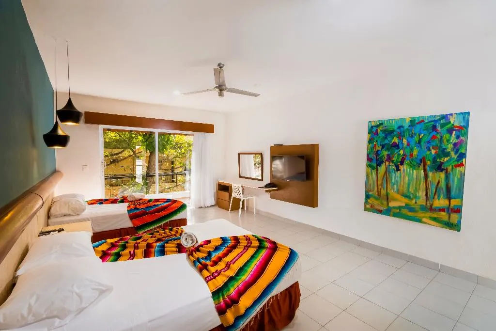 DOUBLE STANDARD Room, Mariachi By Kavia, Playa Del Carmen