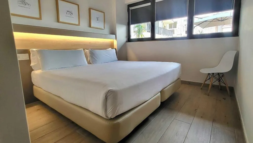 TRIPLE STANDARD Room, Bcn Montjuic, Barcelona