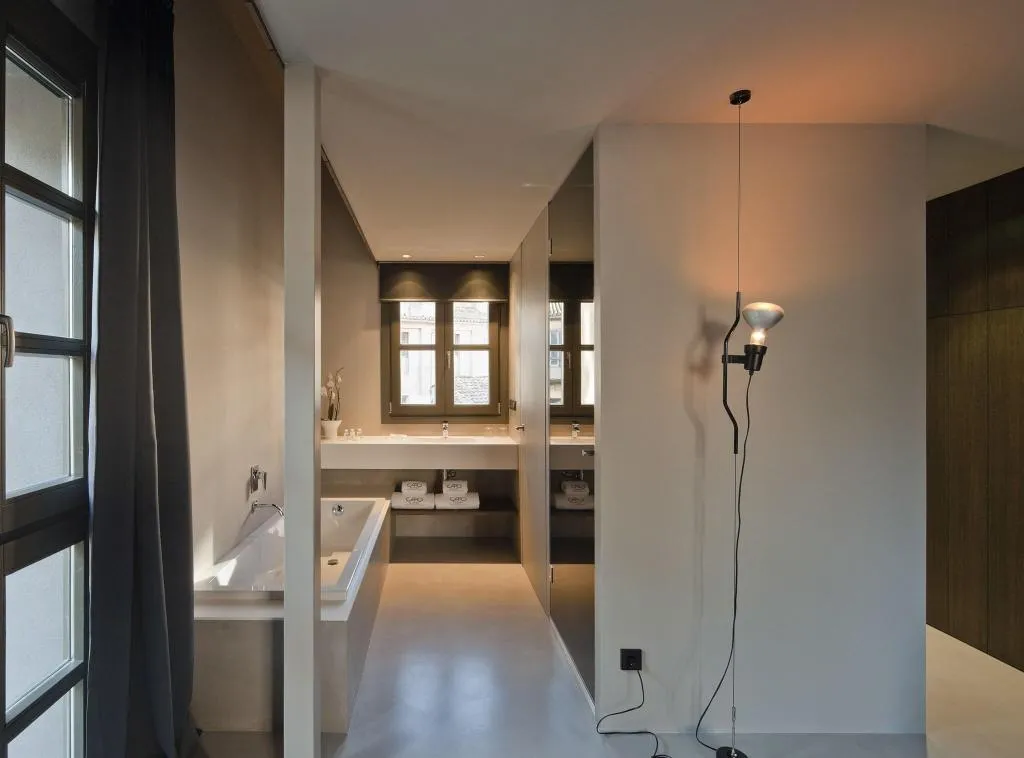 JUNIOR SUITE KING SIZE BED Room, Caro Hotel, Valencia