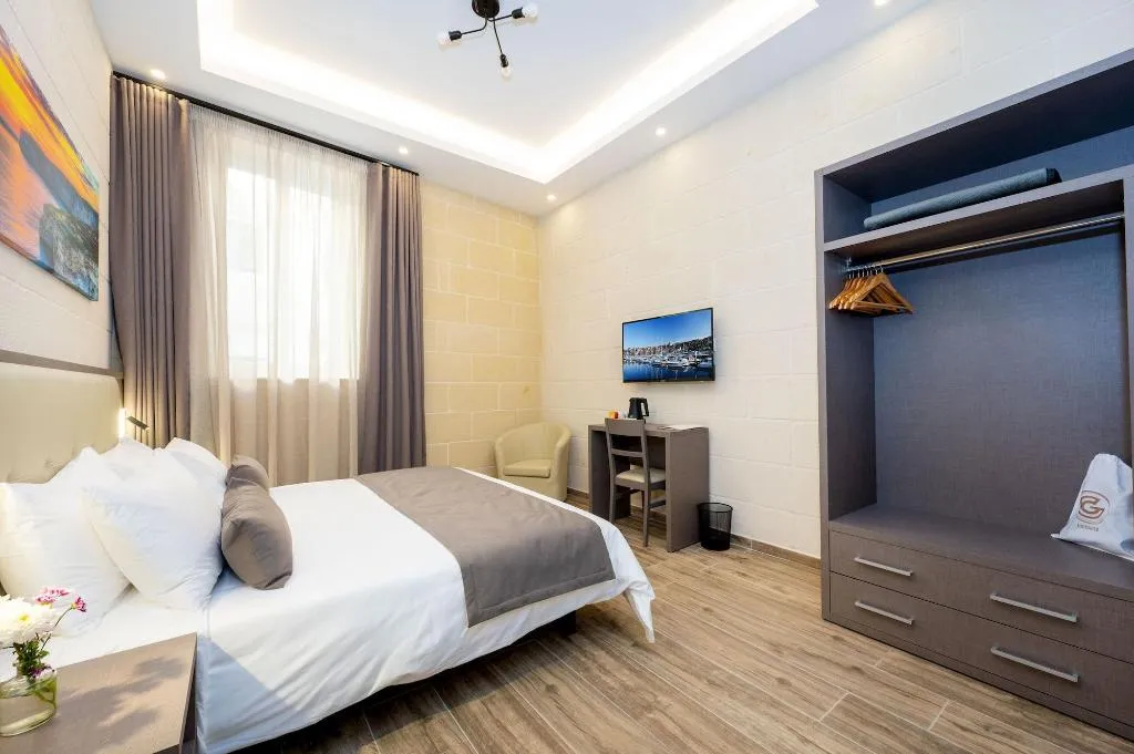 Room, C4 Retreats Gozo, Gozo