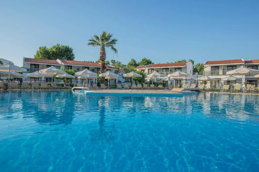 Pool, Golden Coast, Athens