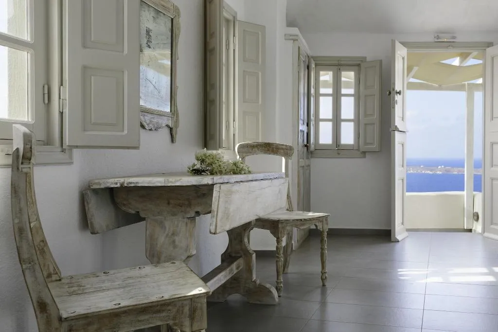 CAVE SUPERIOR Room, Oia Mare Villas, Santorini