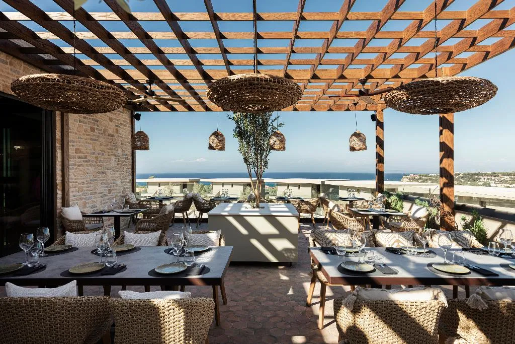 Restaurant, King Jason Zante – Designed For Adults, Zante