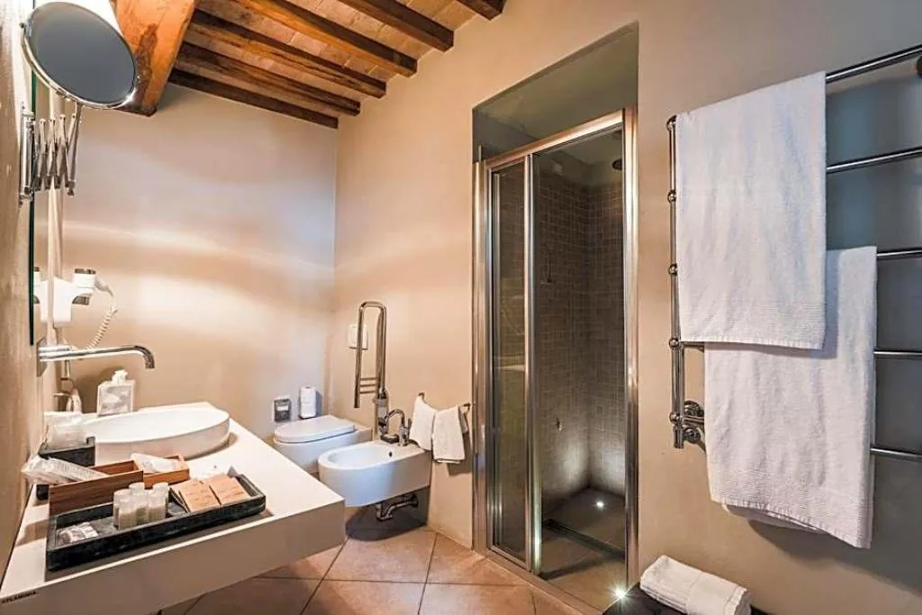 Room, Nikis Resort, Umbria