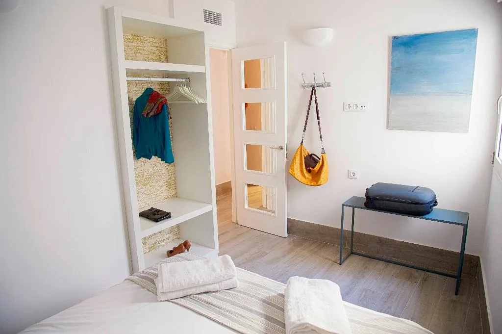 APARTMENT DELUXE WITH TERRACE Room, Overland Suites Catedral Luxury Apartments, Seville