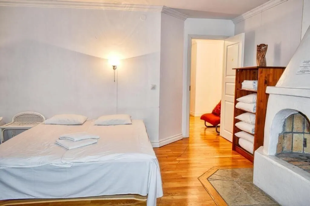Room, Tallinn Apartments & Rooms - Old Town, Tallinn