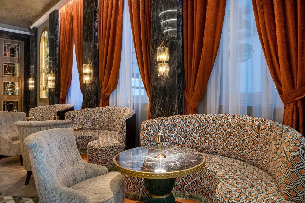 Restaurant, AC Hotel Palacio del Retiro Autograph Collection, Madrid