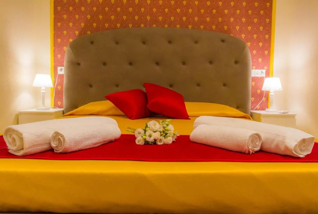 Room, Magister, Rome