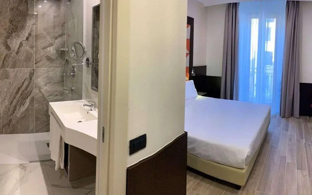 Room, JR Hotels Bocconi Milano, Milan