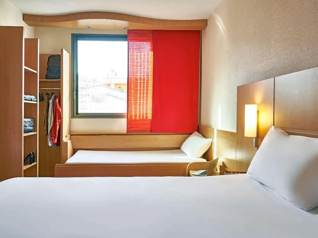 DOUBLE STANDARD Room, Ibis Barcelona Centro (Sagrada Familia), Barcelona