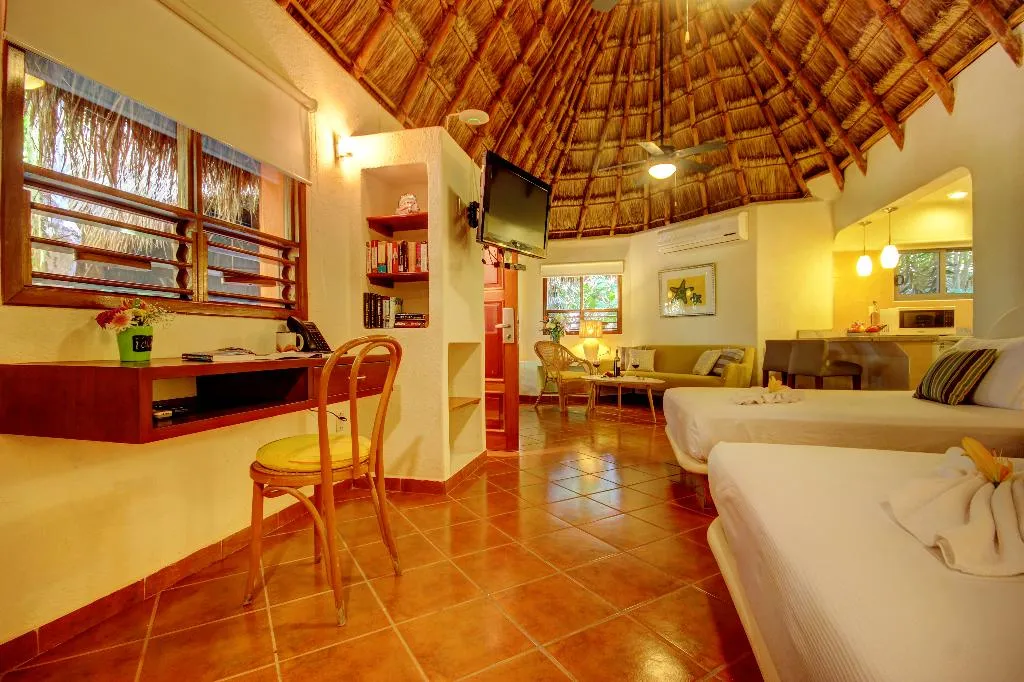 BUNGALOW GARDEN VIEW Room, Riviera Maya Suites, Playa Del Carmen
