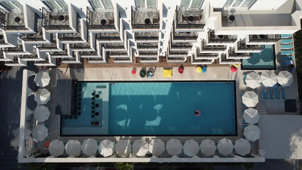 Pool, Premium Sunrise, Kavaje