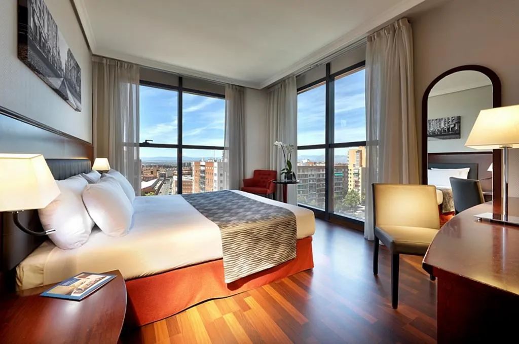 Room, Crisol Via Castellana, Madrid