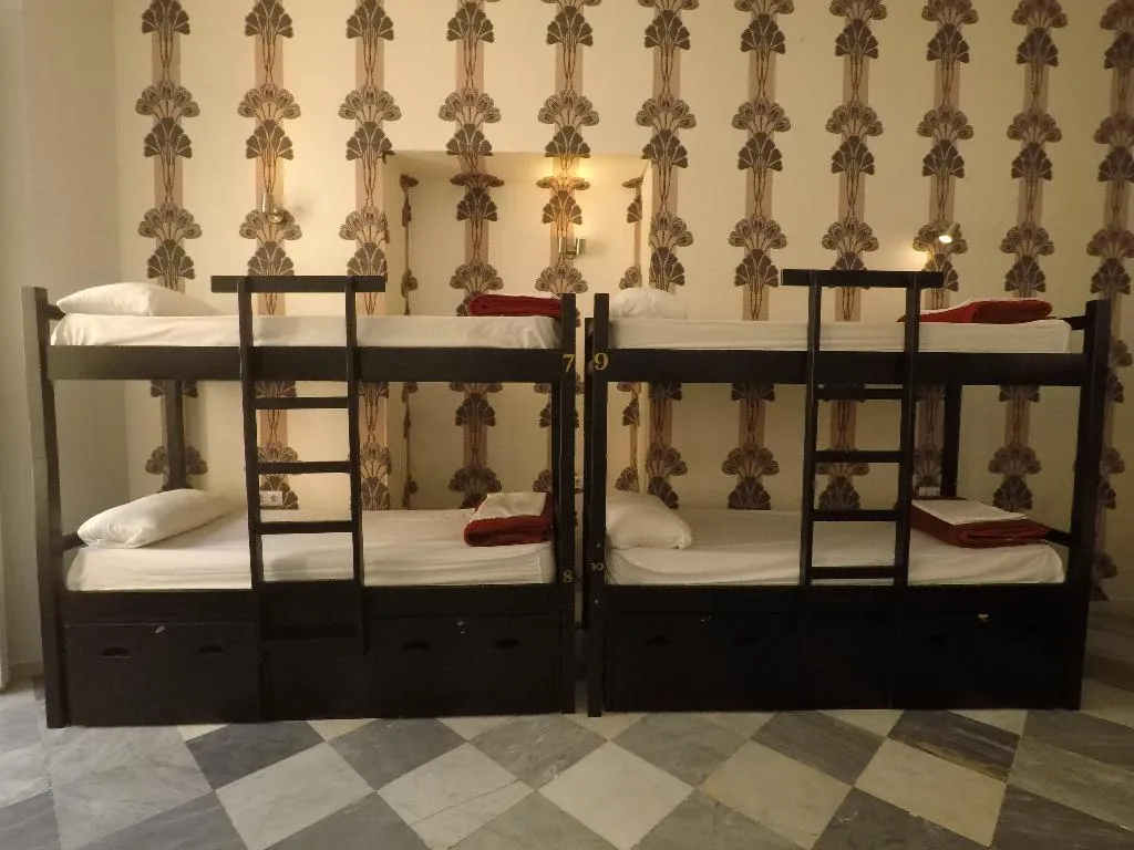 Bed in dormitory STANDARD Room, JOY Plaza de armas, Seville