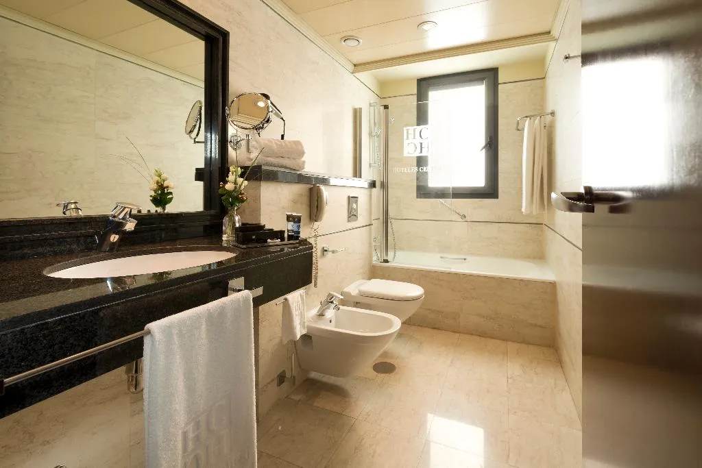 TWIN CAPACITY 3 Room, Sevilla Center, Seville