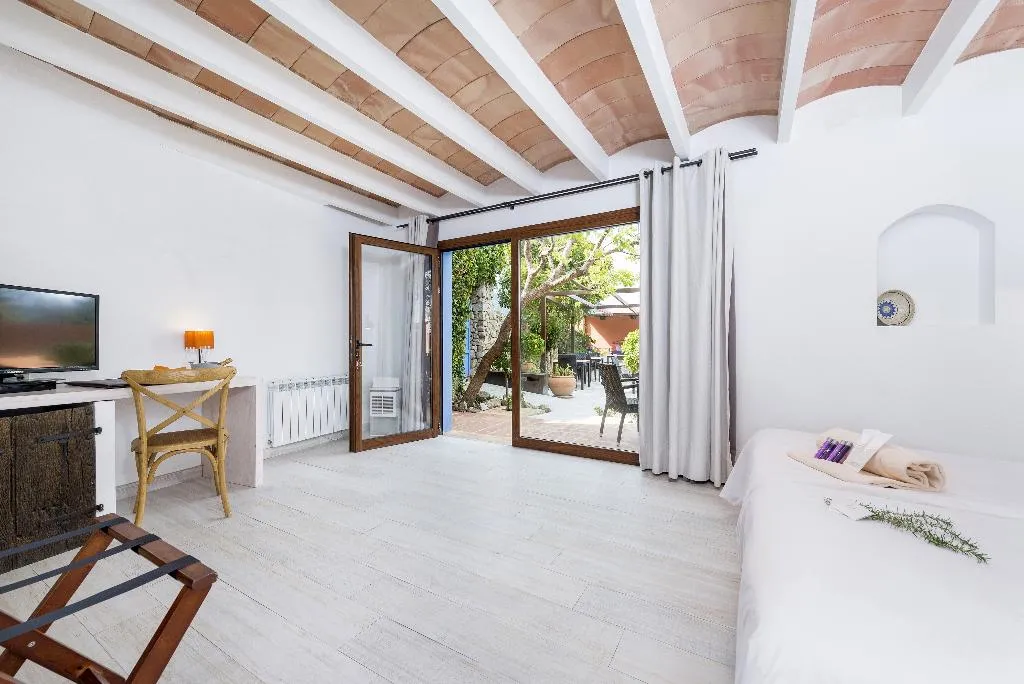 Double or Twin SUPERIOR CAPACITY 3 Room, Can Calco, Majorca