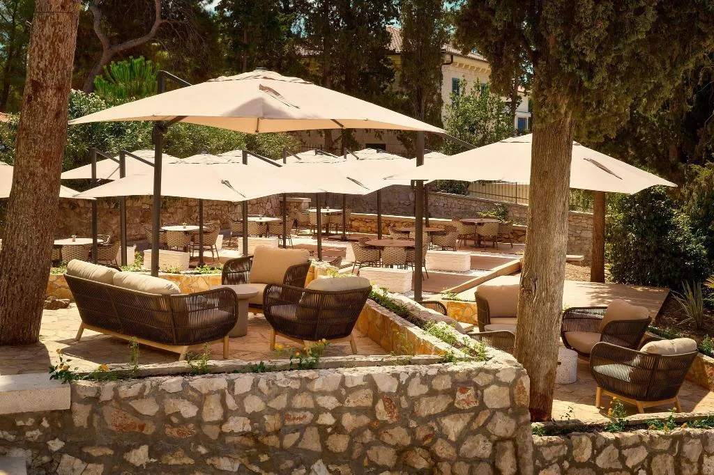 Sports and Entertainment, Hotel Croatia, Split