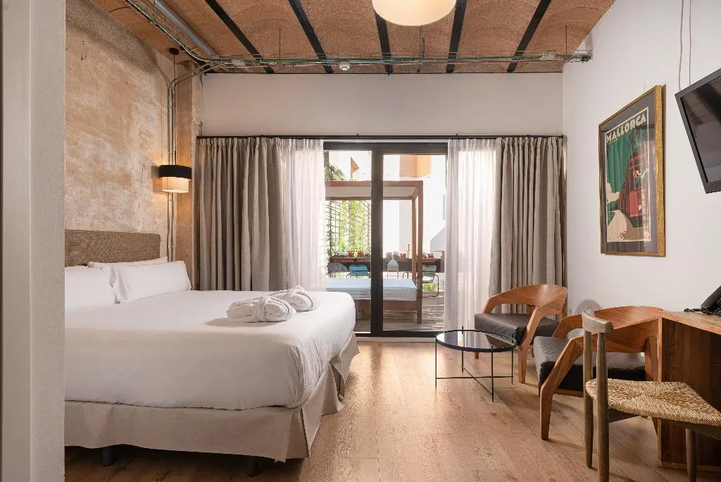 Double or Twin WITH TERRACE Room, Brondo Architect, Majorca