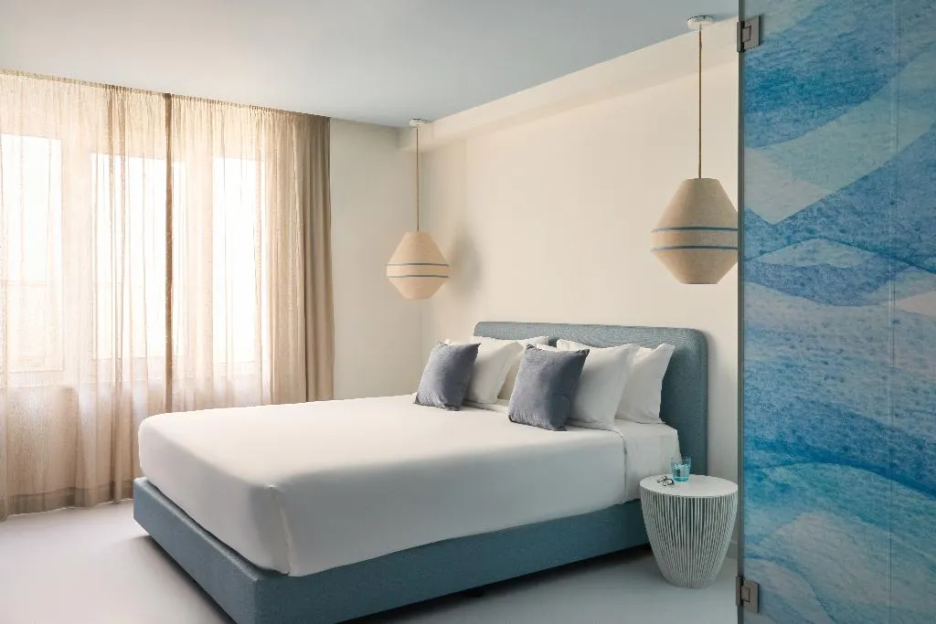 SUITE KING SIZE BED Room, Hotel Indigo Albufeira, Algarve