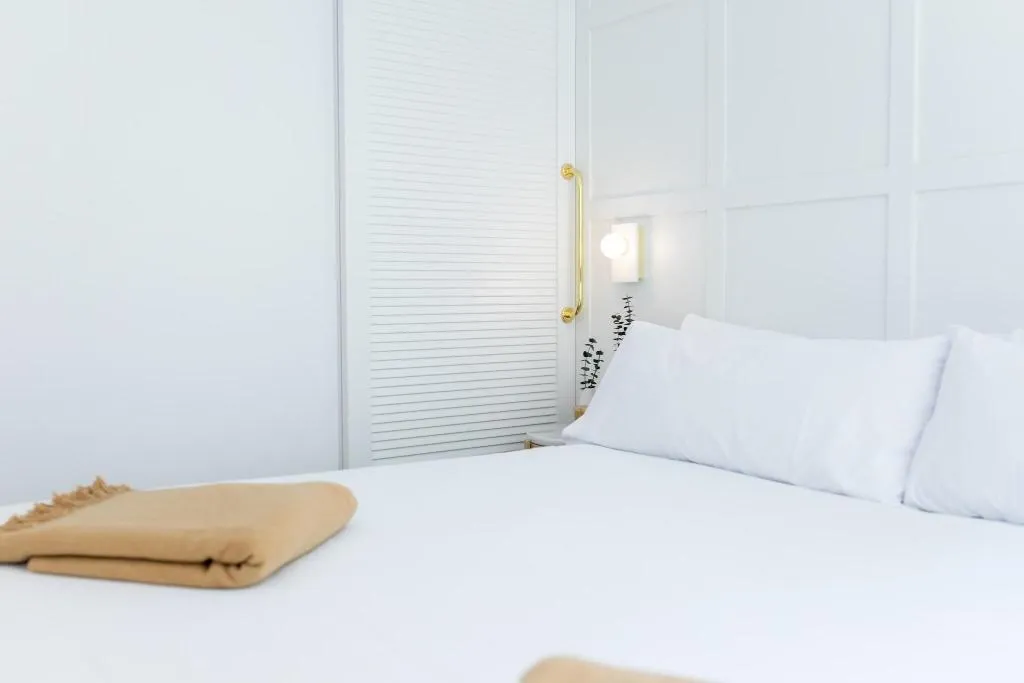 DOUBLE QUEEN SIZE BED Room, Hotel Cosmo, Valencia
