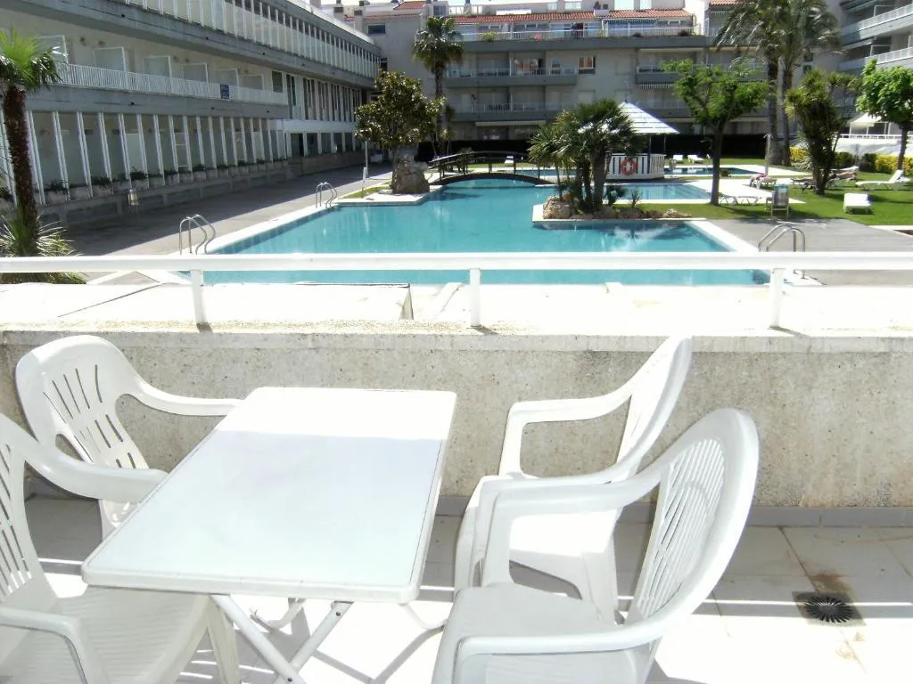 APARTMENT POOL VIEW TWO BEDROOMS Room, Illa Mar d'Or, Costa Brava