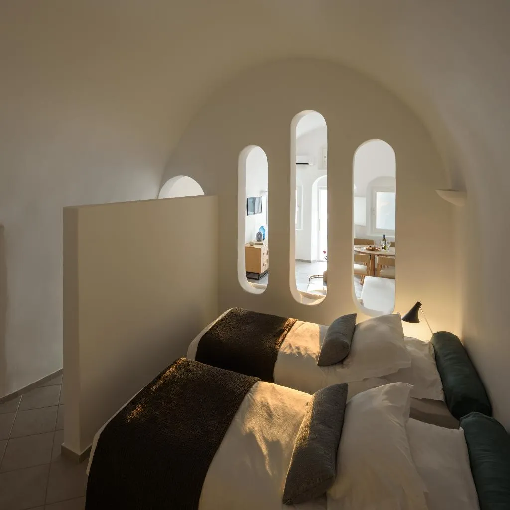 VILLA WITH JACUZZI Room, Panorama Suites, Santorini