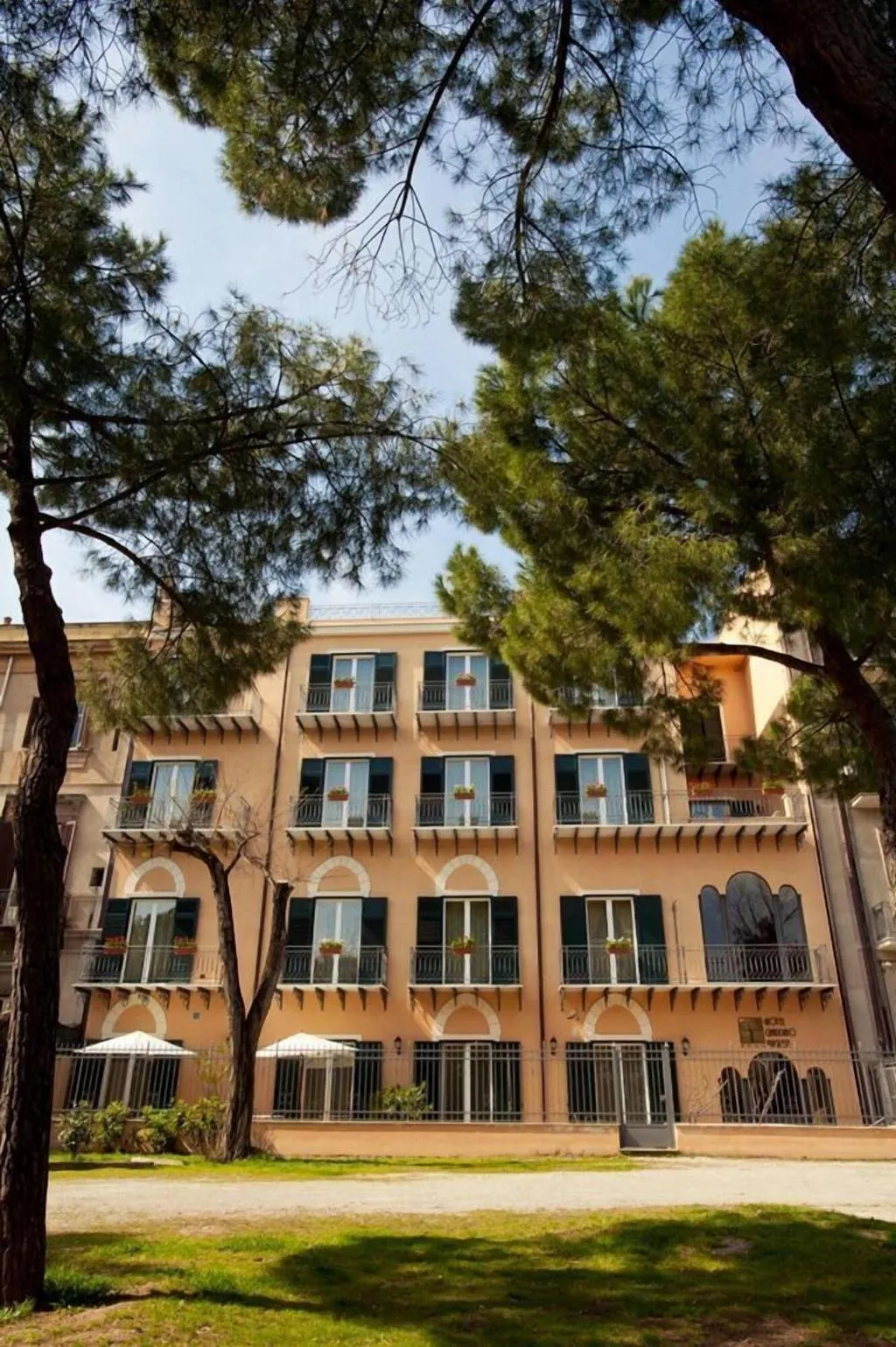 General view, Hotel Giardino Inglese, Palermo