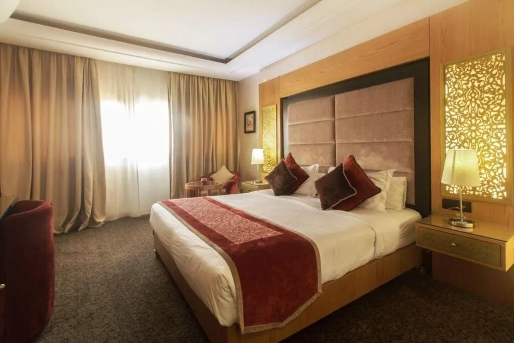 Room, Rabat, Rabat