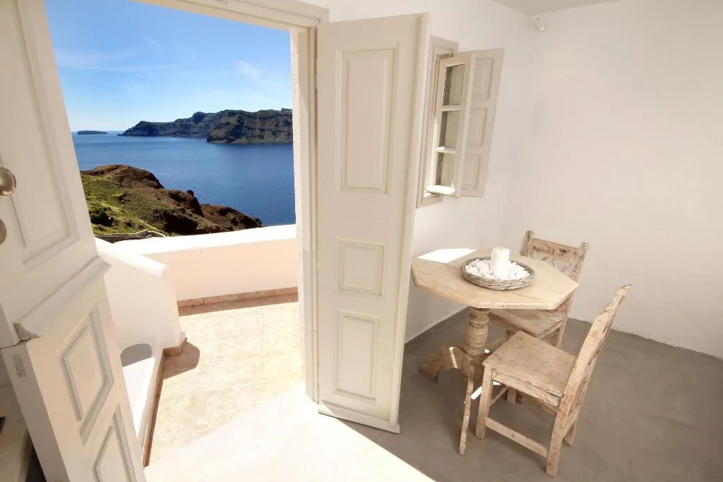 Room, Oia Mare Villas, Santorini