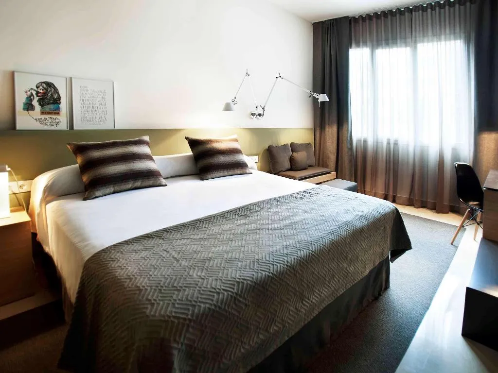 TWIN STANDARD Room, Mercure Barcelona Condor, Barcelona