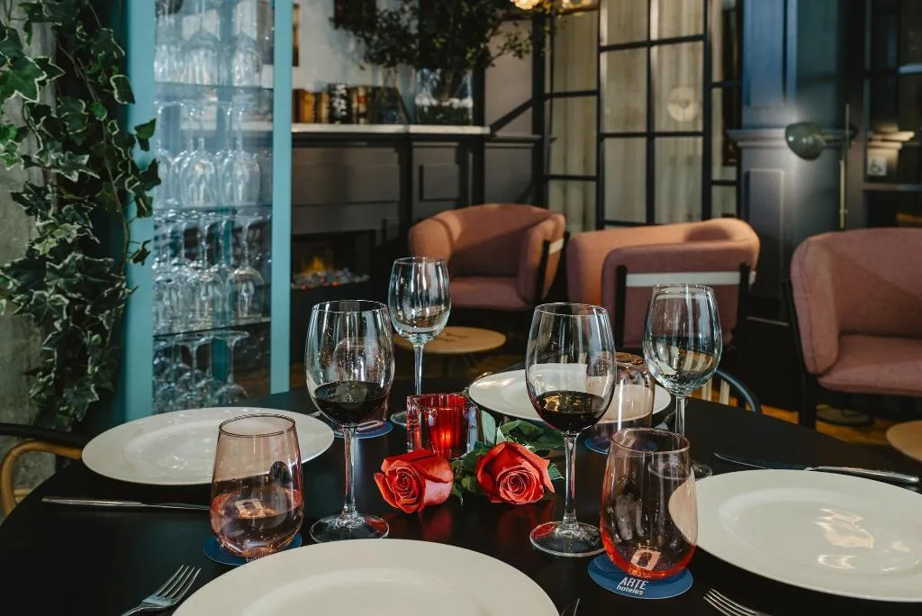 Restaurant, Mirador de Chamartin, Madrid