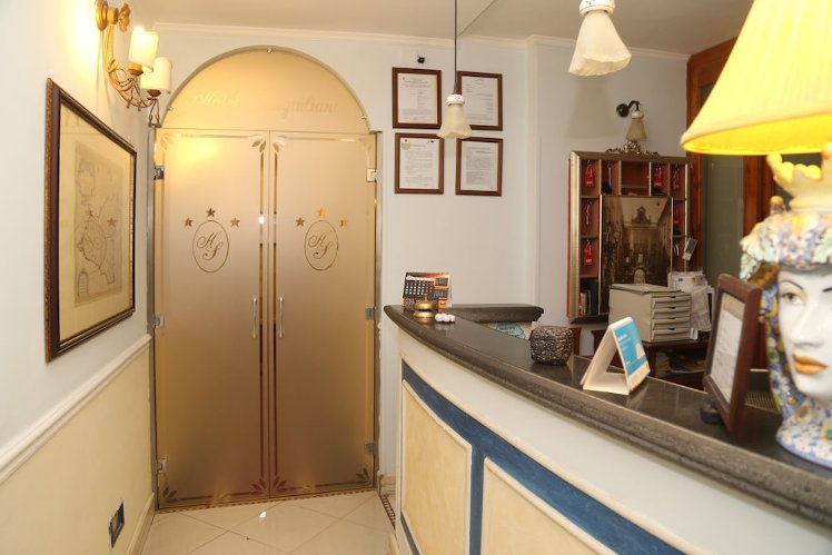 Nuovo Hotel Sangiuliano ***, Catania
