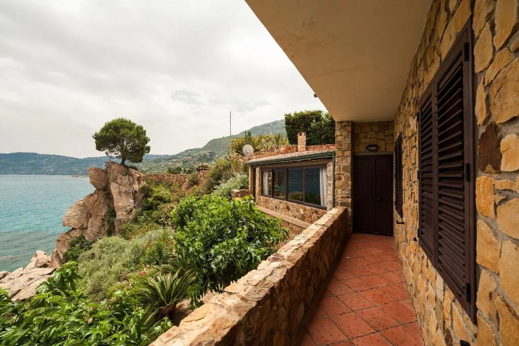 Terrace, Hotel Kalura, Palermo
