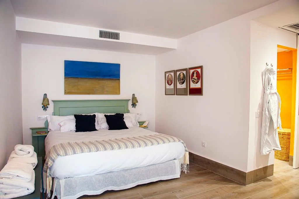APARTMENT DELUXE Room, Overland Suites Catedral Luxury Apartments, Seville