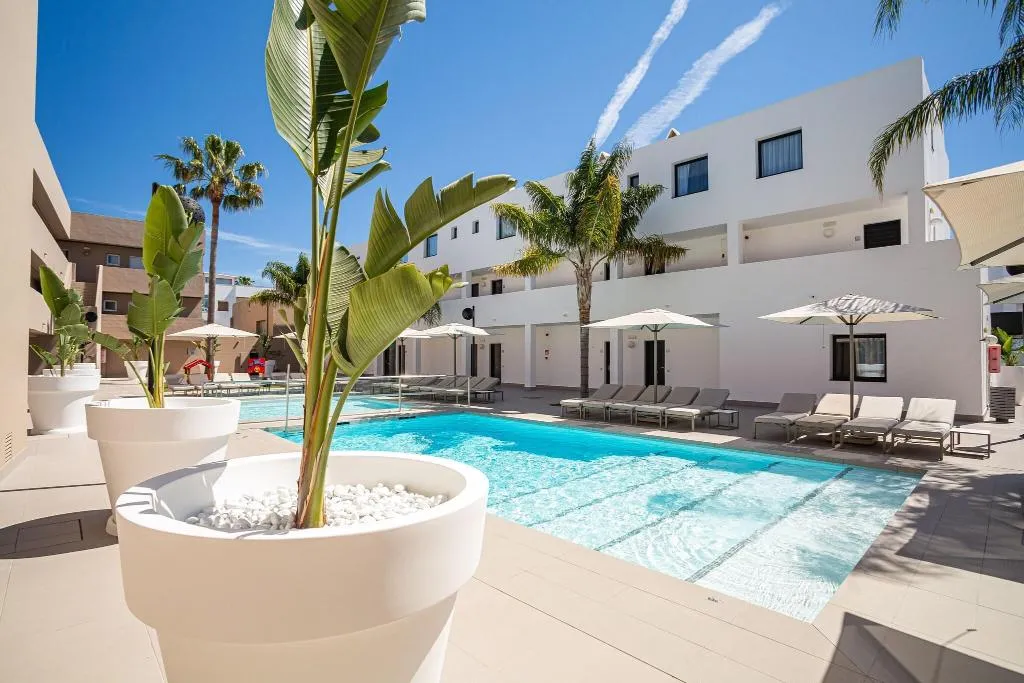 Pool, Migjorn Ibiza Suites And Spa, Ibiza