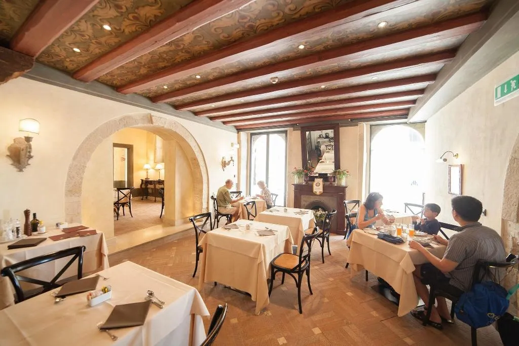 Restaurant, Algila Ortigia Charme Hotel, Catania