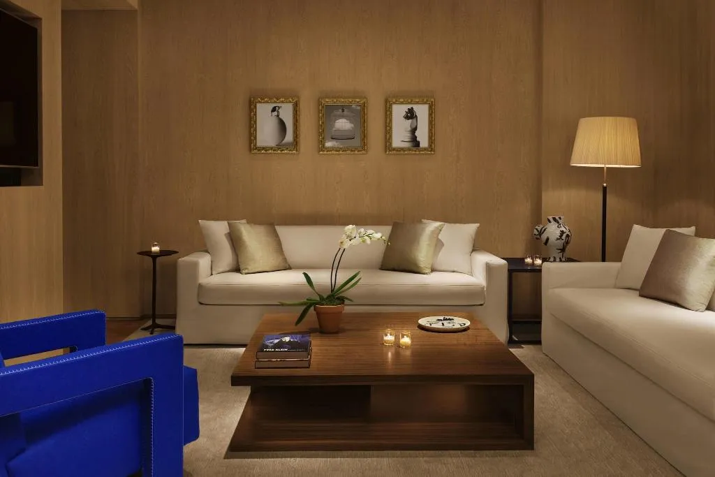 Room, EDITION Barcelona, Barcelona