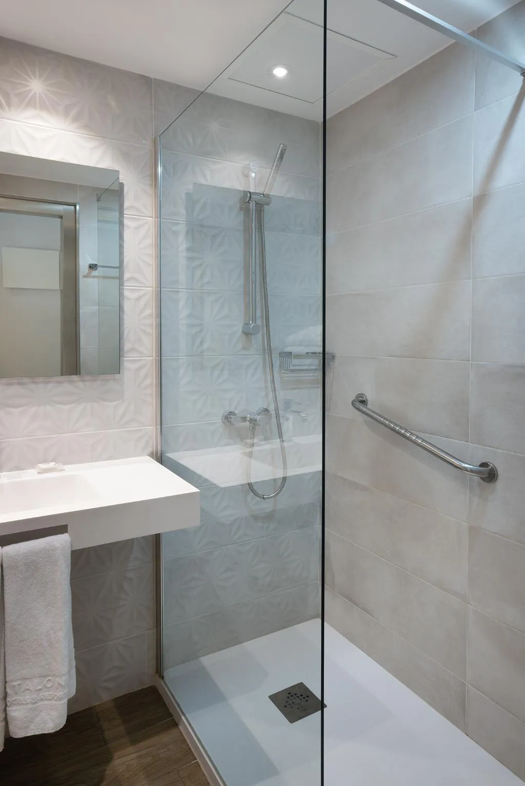 Double or Twin PREMIUM Room, Catalonia Albeniz, Barcelona