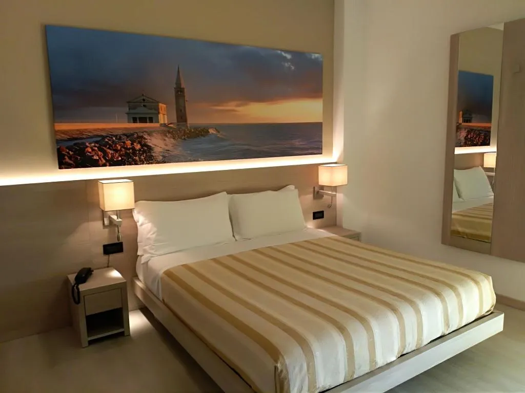 Room, Angelo, Venice